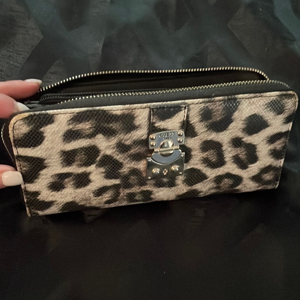 Guess Cheetah Wallet